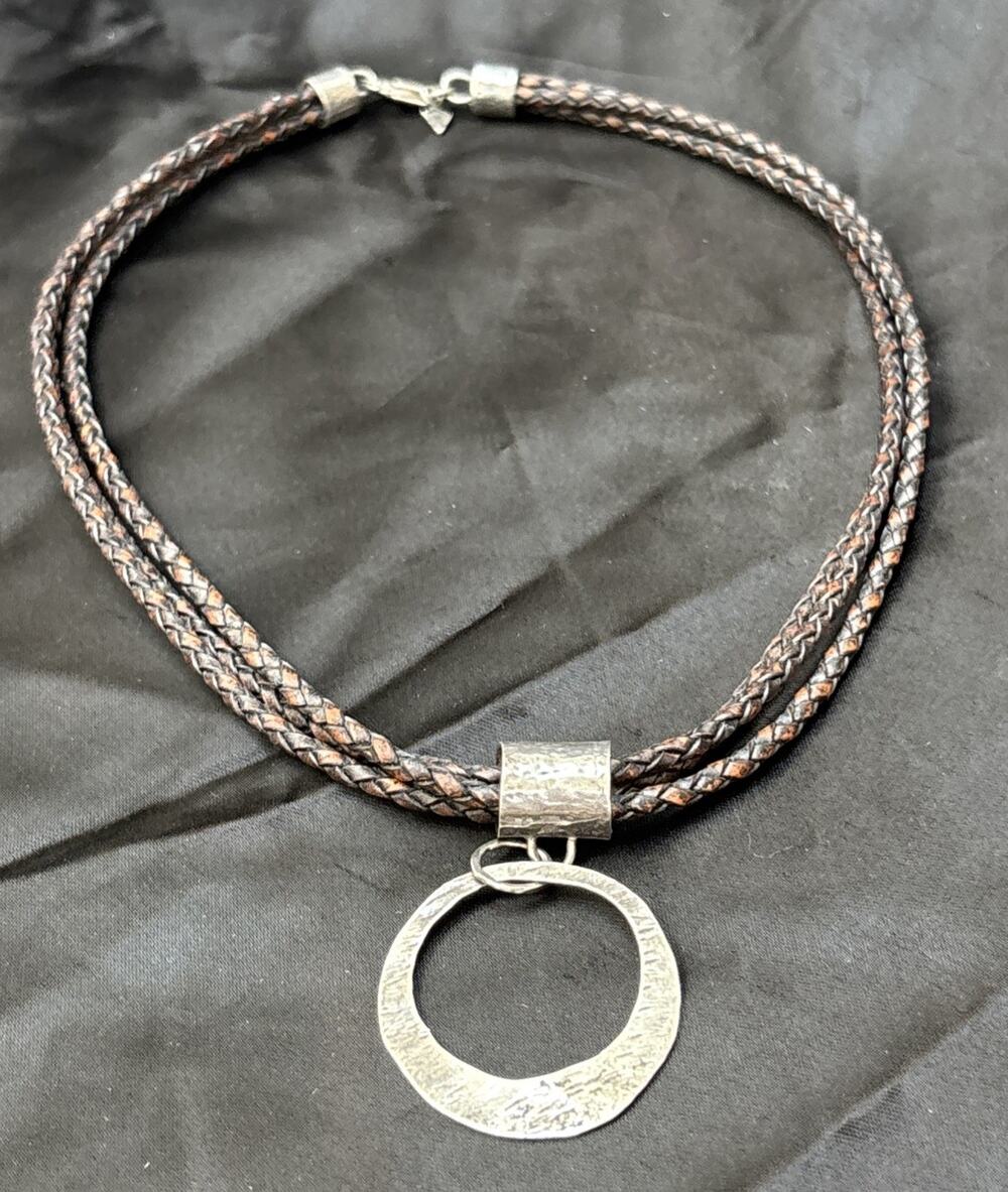 Silpada N1499 Silver Hammered Pendant Necklace Leather Braided 3 Cord Strand 17”